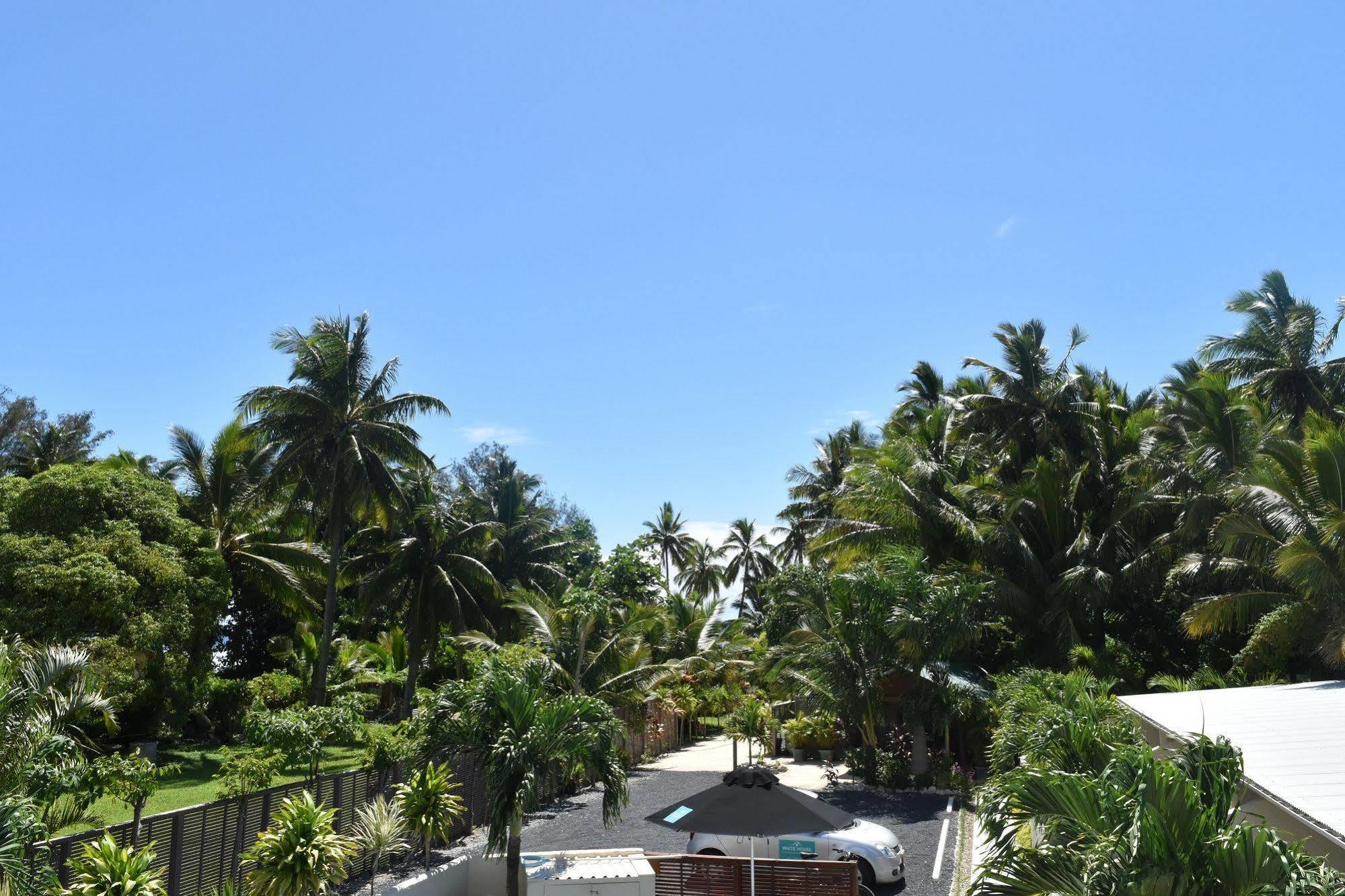 Coral Sands Apartments Rarotonga Exterior photo