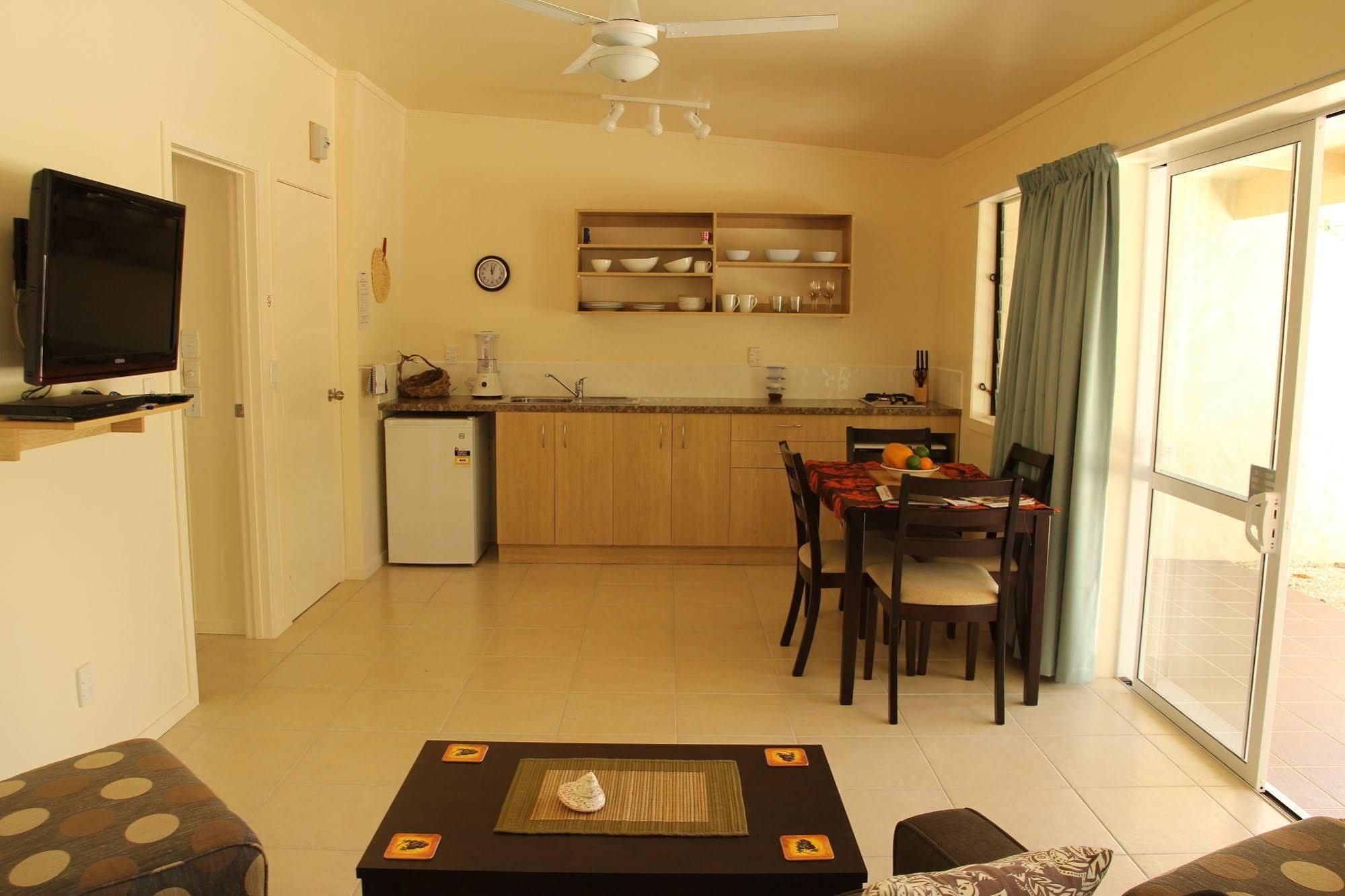 Coral Sands Apartments Rarotonga Exterior photo